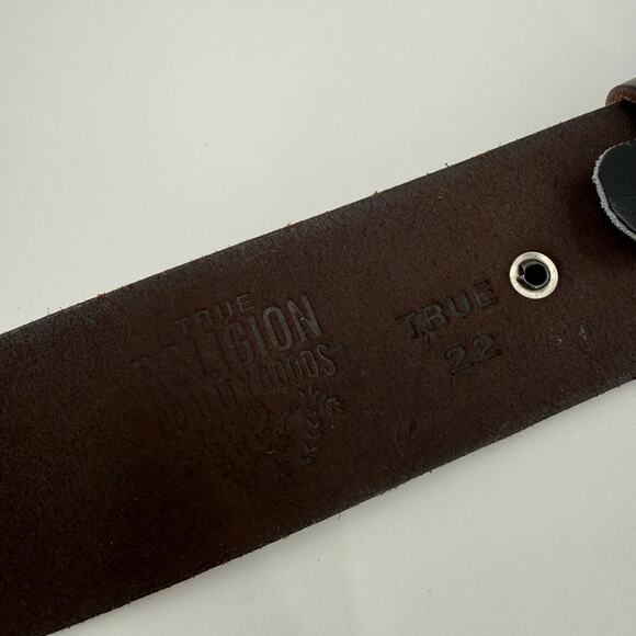 True Religion Jeans Belt Women\'s Size 22 NWT with Flaws Brown Leather Silver main image 11